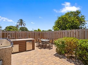 12317 NW 23rd Ct, Miami FL 33167