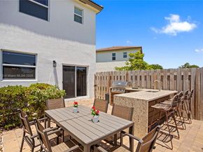 12317 NW 23rd Ct, Miami FL 33167