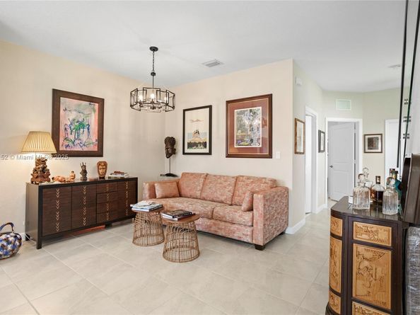 12317 NW 23rd Ct, Miami FL 33167