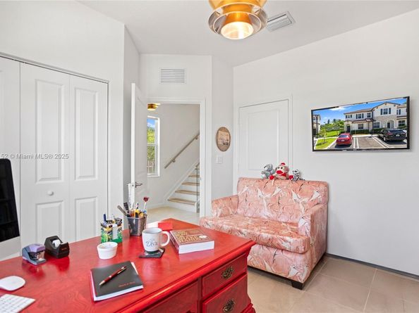 12317 NW 23rd Ct, Miami FL 33167