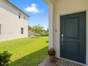 12317 NW 23rd Ct, Miami FL 33167