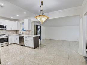 2500 NE 209th Ter, Miami FL 33180