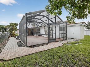2500 NE 209th Ter, Miami FL 33180