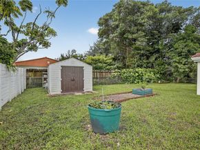 2500 NE 209th Ter, Miami FL 33180