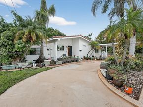 2500 NE 209th Ter, Miami FL 33180