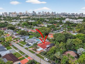 2500 NE 209th Ter, Miami FL 33180