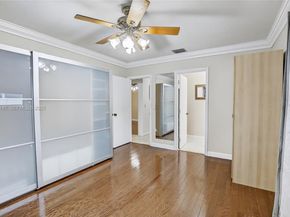 2500 NE 209th Ter, Miami FL 33180