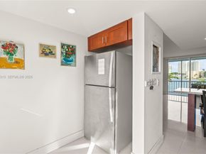 2861 Leonard Dr F311, Aventura FL 33160