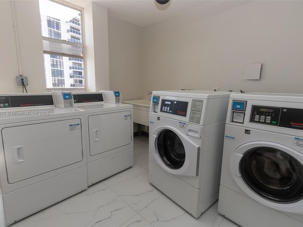 11 Island Ave 1709, Miami Beach FL 33139