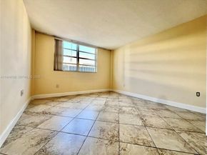 1833 S Ocean Dr 1109, Hallandale Beach FL 33009