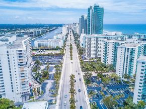 3901 S Ocean Dr 3Y, Hollywood FL 33019