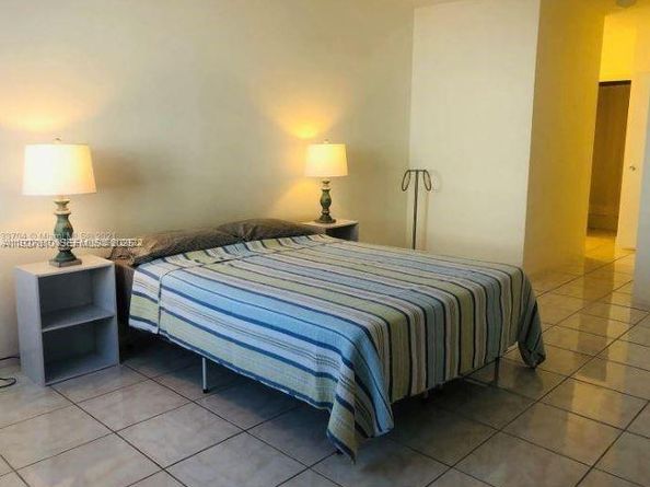100 Lincoln Rd 541, Miami Beach FL 33139