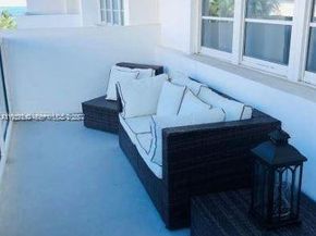 100 Lincoln Rd 541, Miami Beach FL 33139