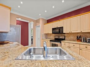 3482 Coco Lake Dr, Coconut Creek FL 33073