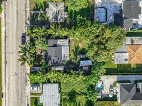 10045 SW 172nd St, Miami FL 33157