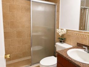 11 SW 52nd Avenue Apt 7b, Miami FL 33134