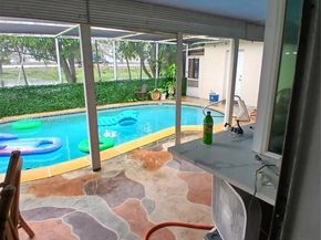 3309 Acapulco Dr, Miramar FL 33023
