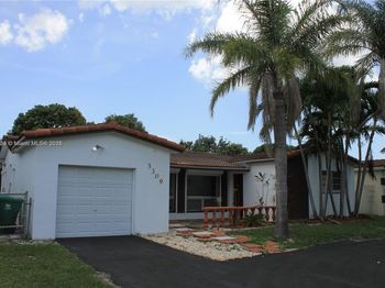 3309 Acapulco Dr