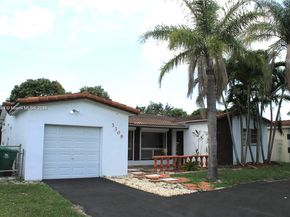 3309 Acapulco Dr, Miramar FL 33023