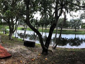 3309 Acapulco Dr, Miramar FL 33023