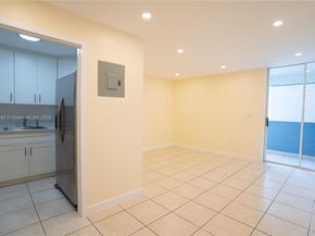 5050 NW 7th St 309, Miami FL 33126
