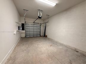 1672 SE 8th Ave, Homestead FL 33034