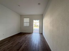 1672 SE 8th Ave, Homestead FL 33034