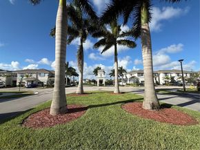 1672 SE 8th Ave, Homestead FL 33034