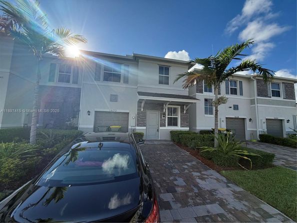 1672 SE 8th Ave, Homestead FL 33034