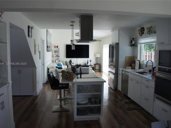 14574 SW 94th Ln, Miami FL 33186