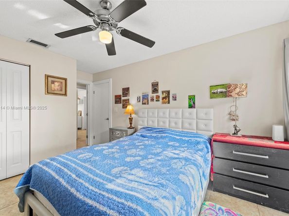 17130 SW 93rd Ave, Palmetto Bay FL 33157