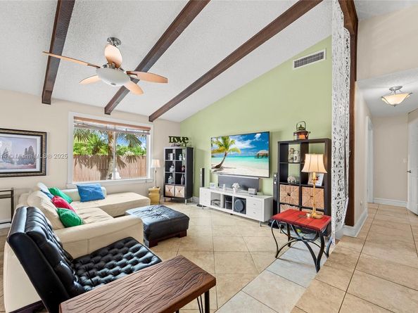 17130 SW 93rd Ave, Palmetto Bay FL 33157