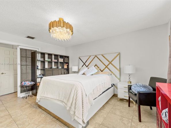 17130 SW 93rd Ave, Palmetto Bay FL 33157