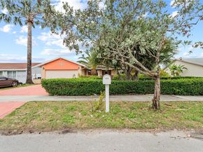 17130 SW 93rd Ave, Palmetto Bay FL 33157