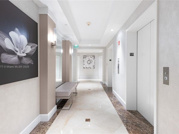 21150 Point Pl 1905, Aventura FL 33180