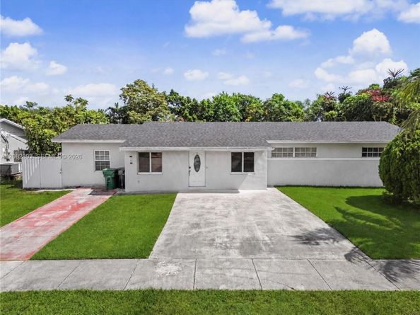 11271 SW 176th St, Miami FL 33157