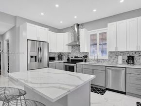 1109 SE 12th St, Deerfield Beach FL 33441