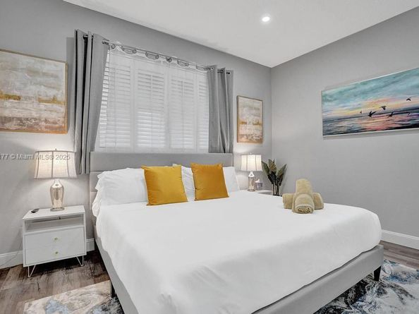 1109 SE 12th St, Deerfield Beach FL 33441