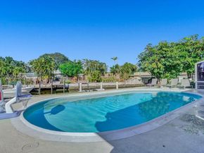 1109 SE 12th St, Deerfield Beach FL 33441