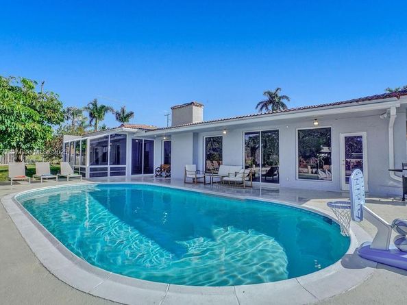 1109 SE 12th St, Deerfield Beach FL 33441