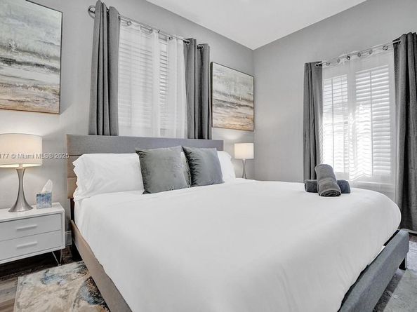 1109 SE 12th St, Deerfield Beach FL 33441