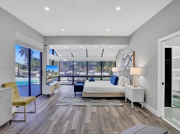 1109 SE 12th St, Deerfield Beach FL 33441