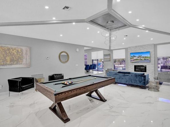 1109 SE 12th St, Deerfield Beach FL 33441