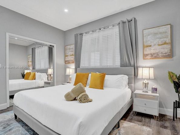 1109 SE 12th St, Deerfield Beach FL 33441