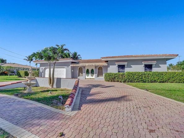 1109 SE 12th St, Deerfield Beach FL 33441