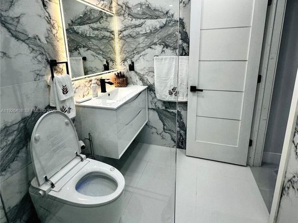 20927 SW 118th Ct, Miami FL 33177