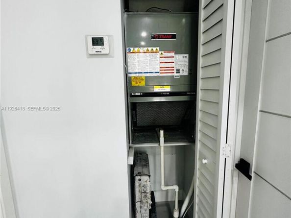 20927 SW 118th Ct, Miami FL 33177