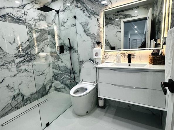 20927 SW 118th Ct, Miami FL 33177