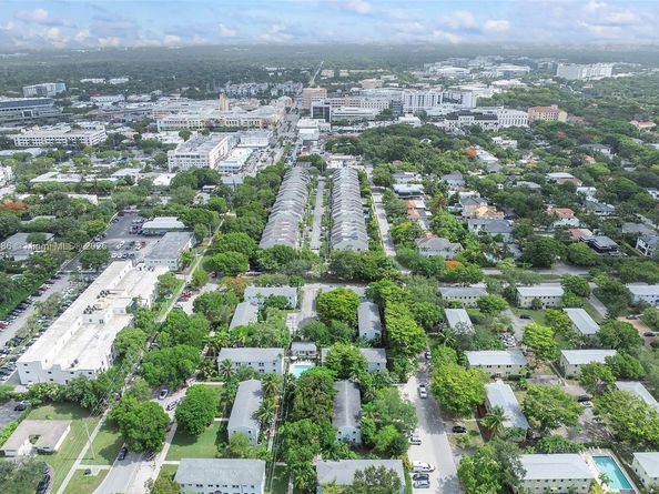 7700 SW 56th Ave 2, Miami FL 33143