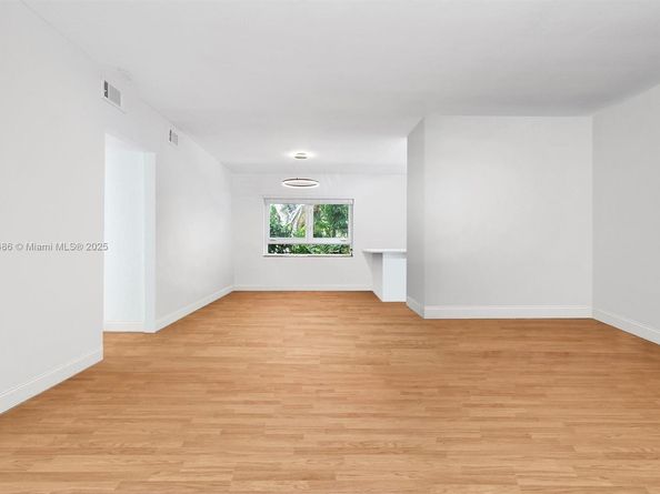 7700 SW 56th Ave 2, Miami FL 33143